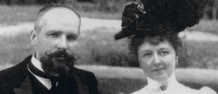 чёрно-белая фотография - Пётр Столыпин слева, жена Ольга справа